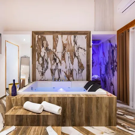 Bed & Breakfast Antonino With Jacuzzi 4*